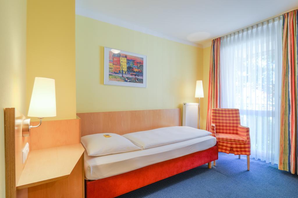 Hotel Beim Schrey Kirchheim bei Muenchen Chambre photo